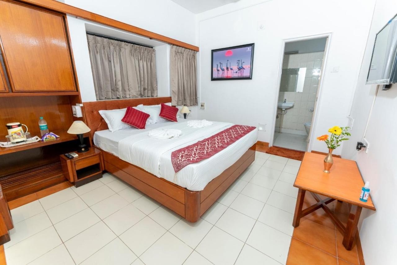 Hotel Green Field Satara Exterior photo