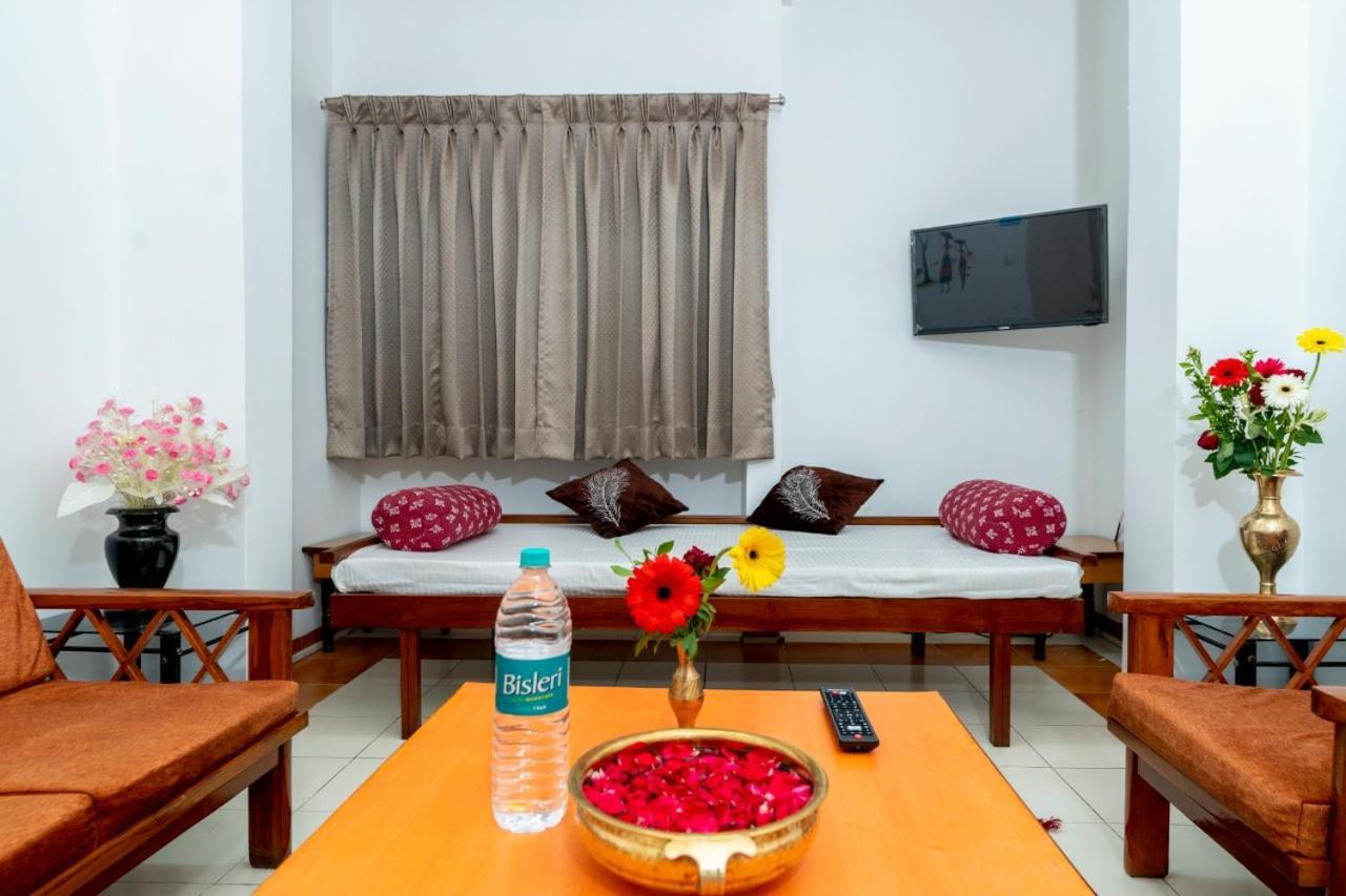 Hotel Green Field Satara Exterior photo