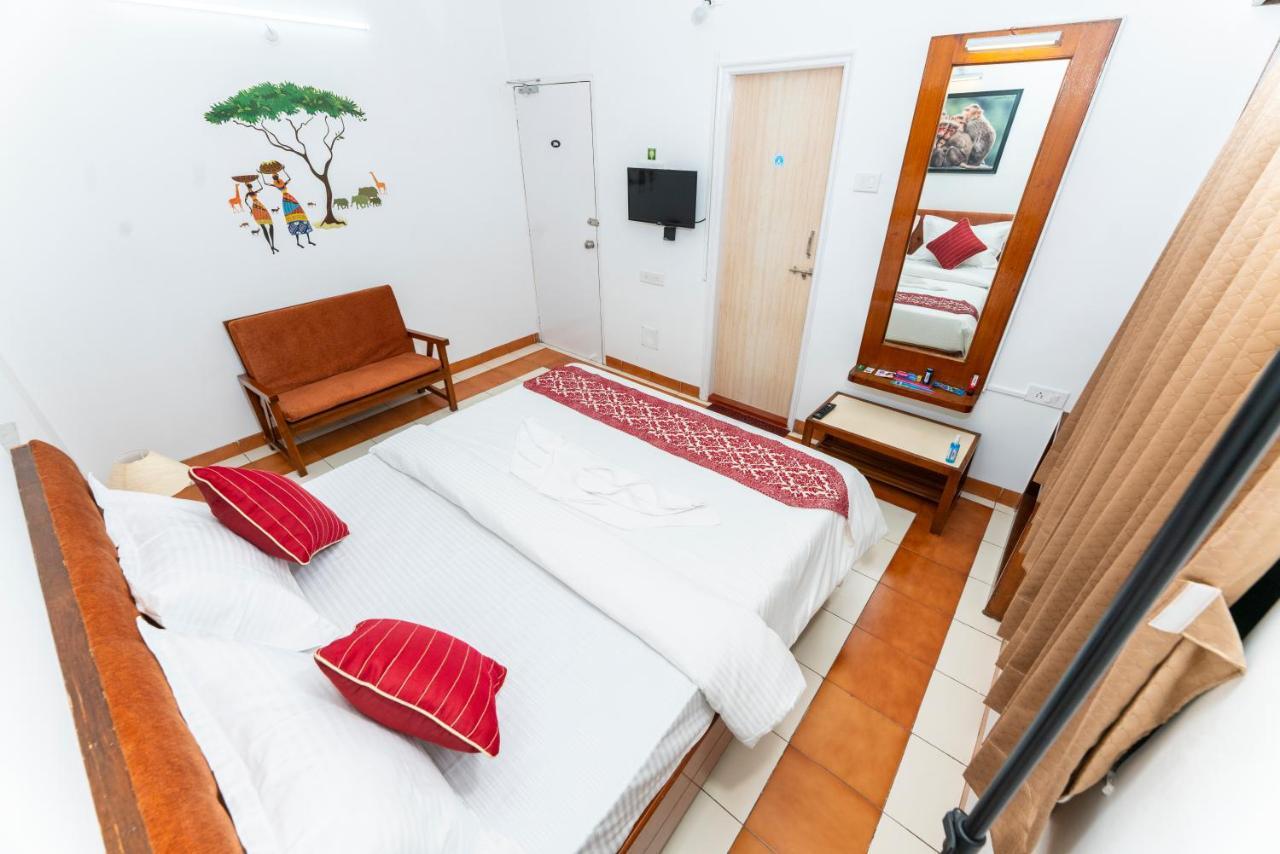 Hotel Green Field Satara Exterior photo